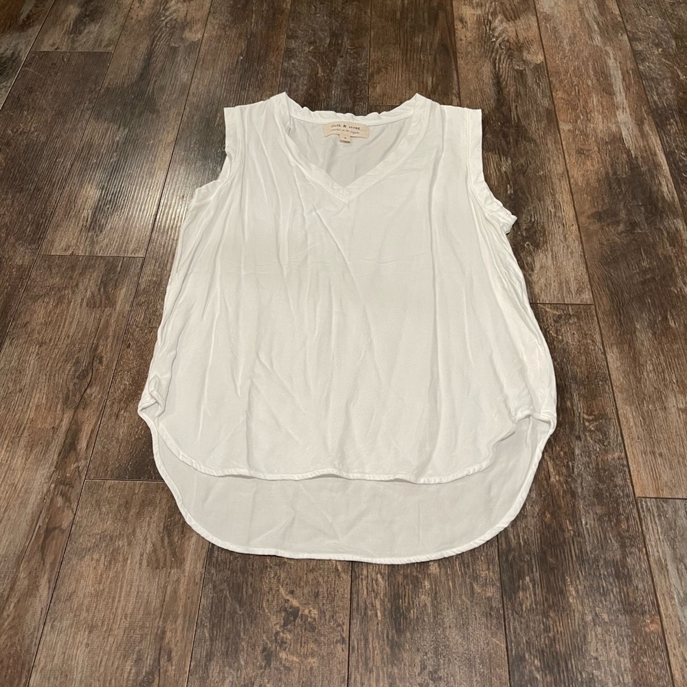🌺Anthropologie brand Cloth & Stone Cream Sleeveless Tank Top